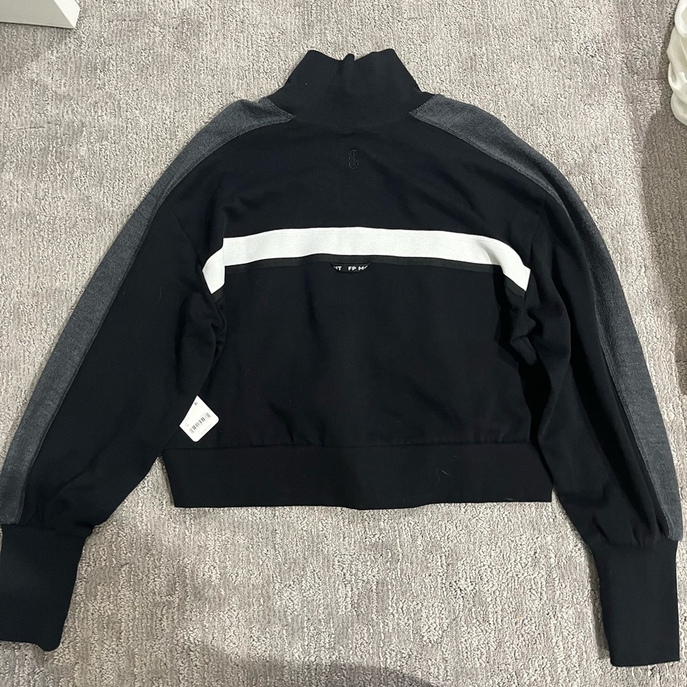 Free People Movement Black zip up - Picture 2 of 6